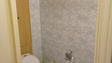Продается 2-комн. кв. 44 м² этаж 2/5