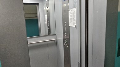Продается 2-комн. кв. 50 м² этаж 9/9
